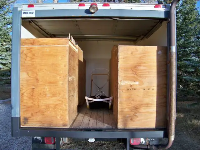 1990 ford econoline 350, dog or small animal, hauling cargo box van w/ sleeper