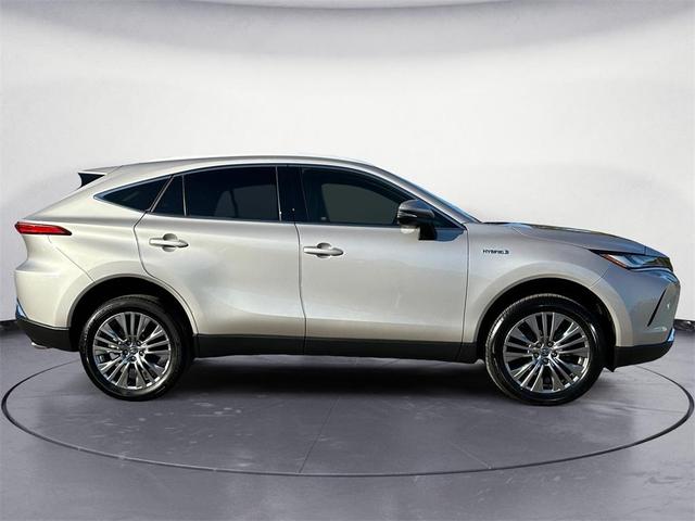 2021 toyota venza xle