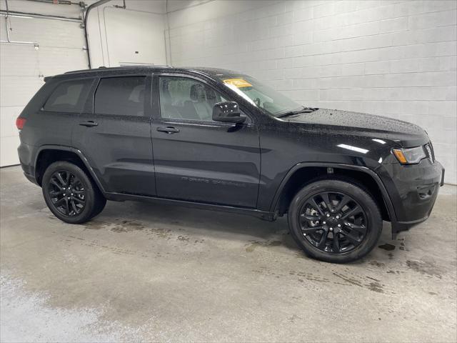 2022 jeep grand cherokee wk laredo x 4x4