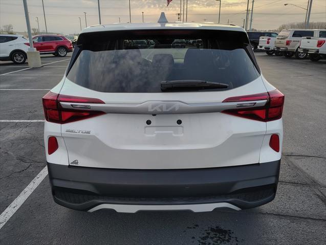 2022 kia seltos lx