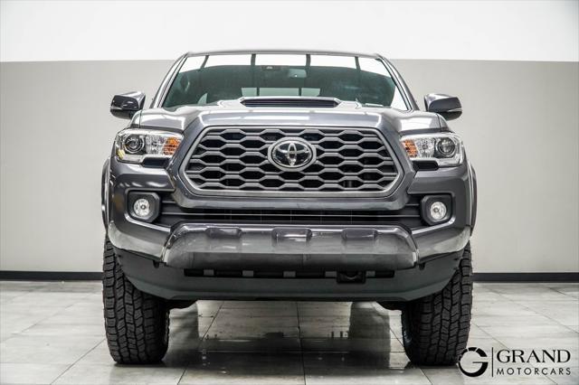 2022 toyota tacoma trd sport