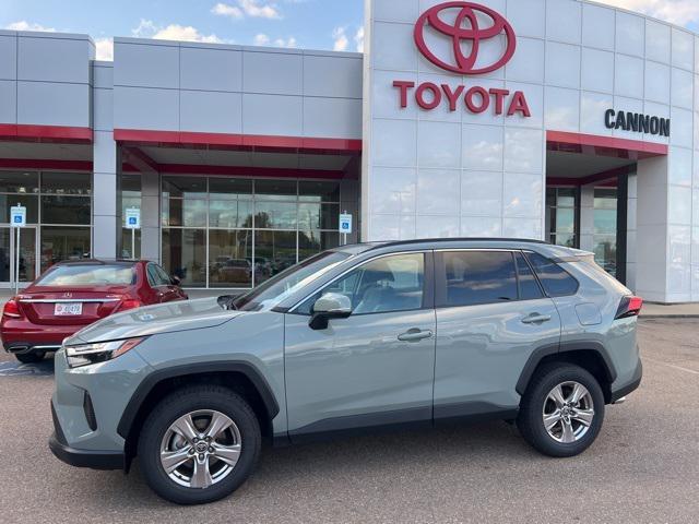 2022 toyota rav4 xle