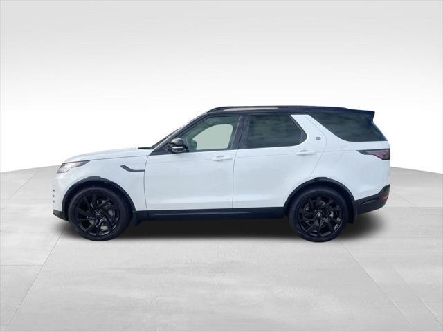2024 land rover discovery p300 dynamic se
