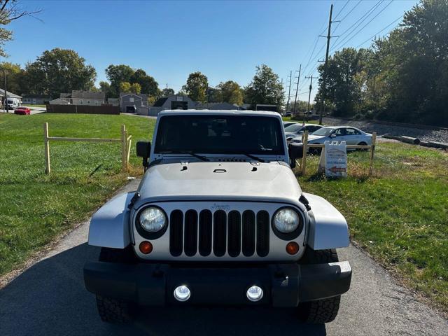 2012 jeep wrangler sahara