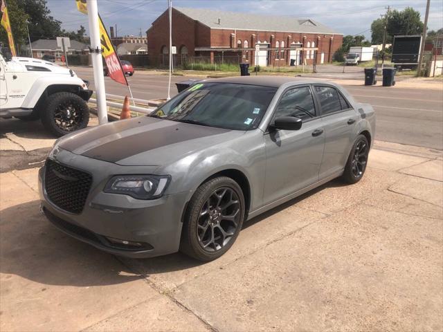 2019 chrysler 300 s