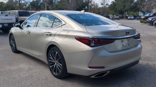 2022 Lexus ES