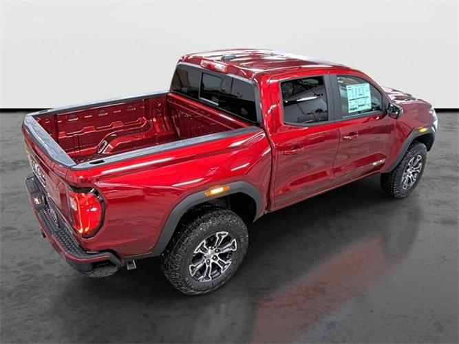 new 2024 gmc canyon 4wd at4