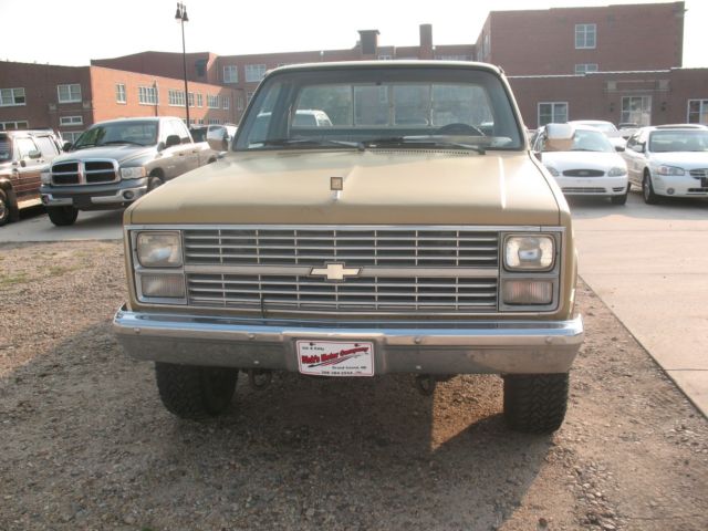 1984 chevrolet c/k 20 scottsdale 4x4 pickup