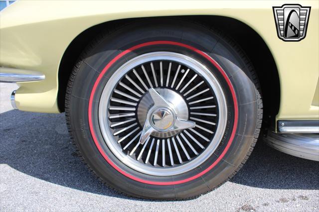 1966 chevrolet corvette base
