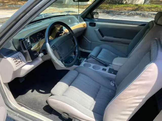 2 door hatch lx