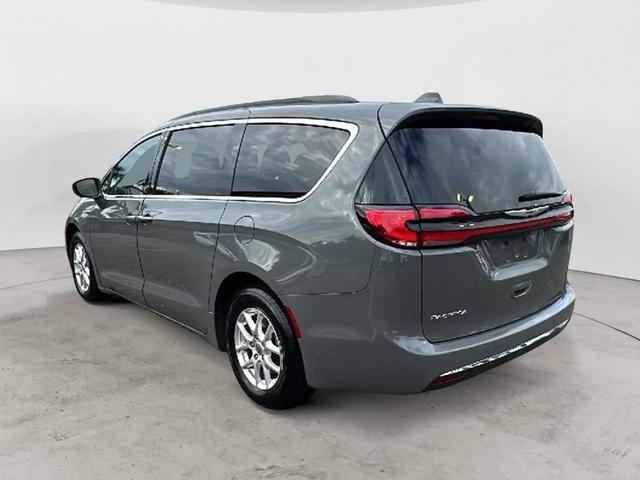 2022 chrysler pacifica touring-l