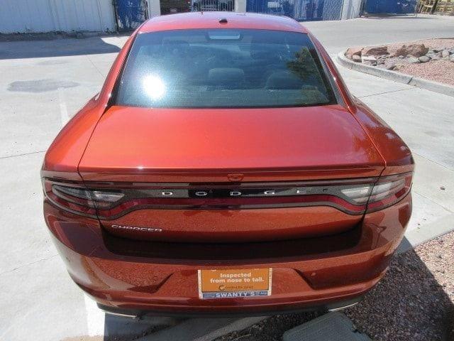 2021 dodge charger sxt