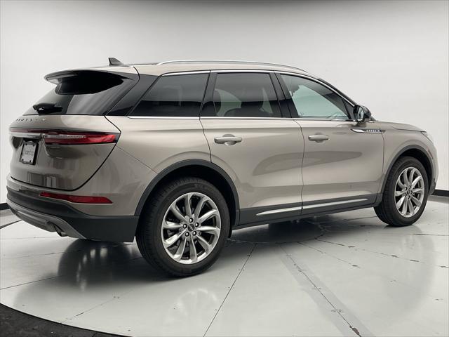 2021 lincoln corsair standard