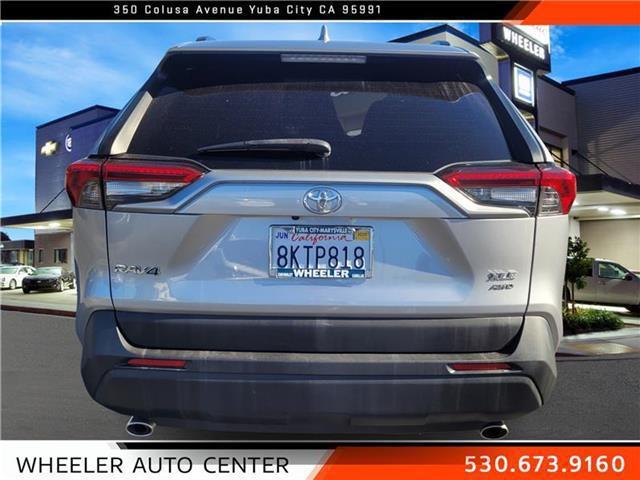 2019 toyota rav4 xle