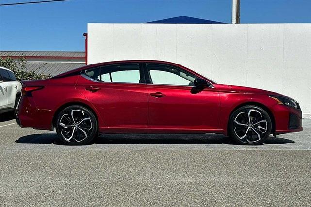 2023 nissan altima 2.5 sr