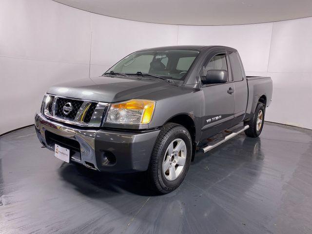 2010 nissan titan se