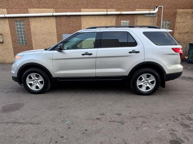 2013 ford explorer base