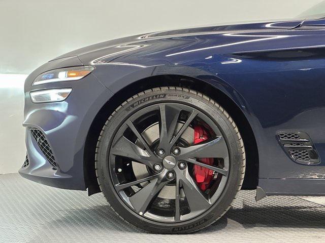 2023 genesis g70 3.3t rwd