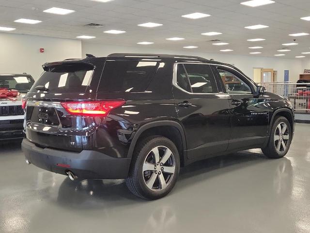 2021 chevrolet traverse lt leather
