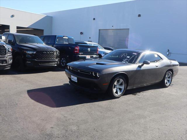2019 dodge challenger sxt