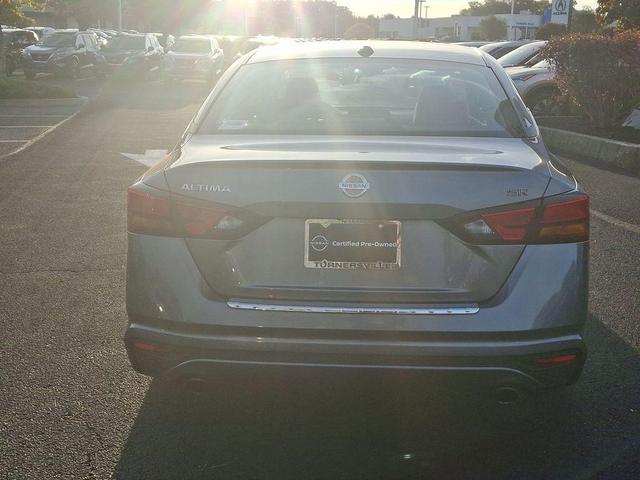 2021 nissan altima 2.5 sr