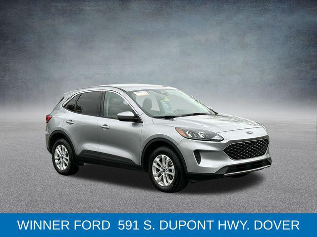 2021 ford escape se