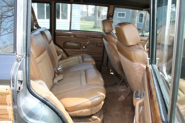 1985 jeep grand wagoneer