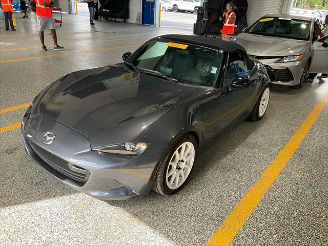 2017 mazda mx-5 miata club