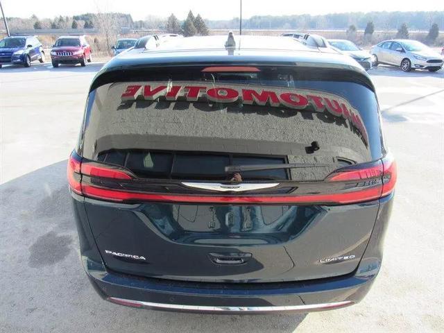 2022 chrysler pacifica limited