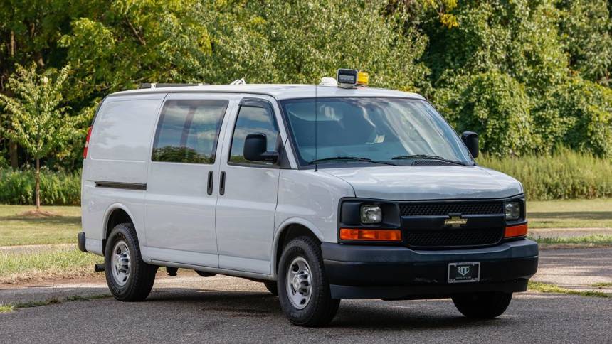 2017 chevrolet express 2500