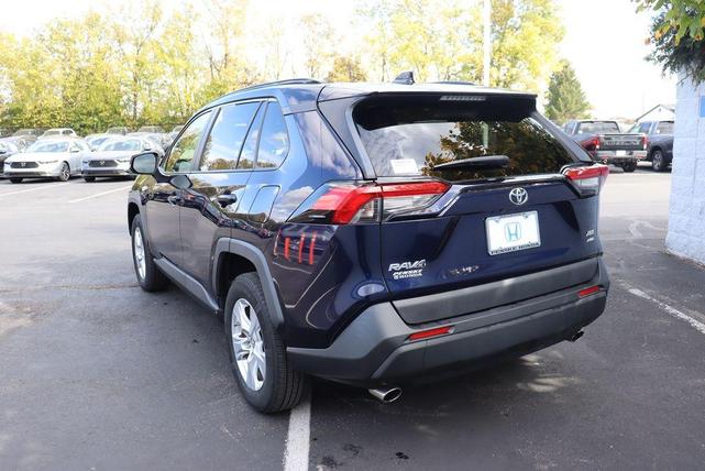 2019 toyota rav4 xle