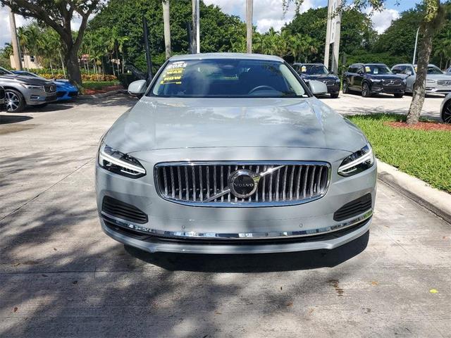2024 volvo s90 recharge plug-in hybrid t8 plus