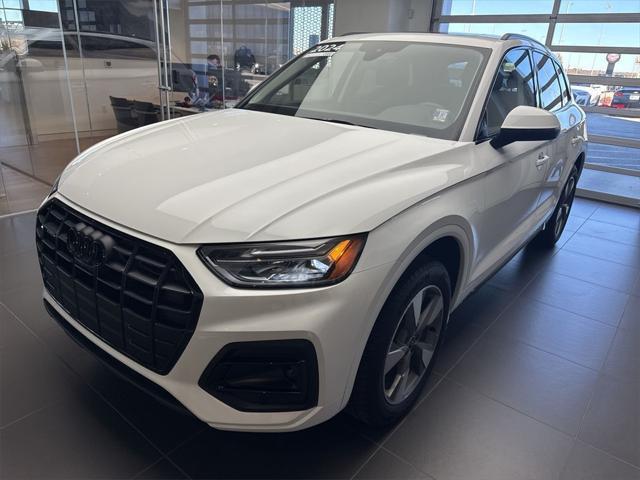 2024 audi q5 40 premium plus