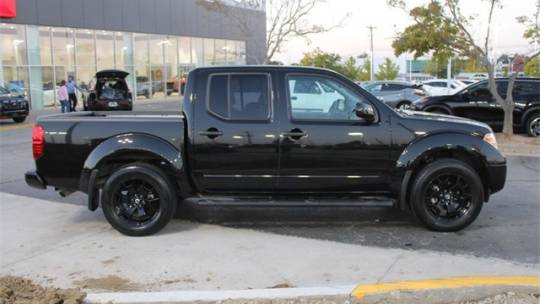 2019 nissan frontier sv