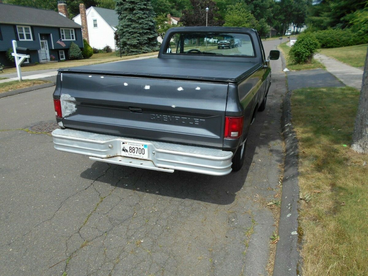 1986 chevy c-10 longbed started restoration transmission & carb rebuilt new noah