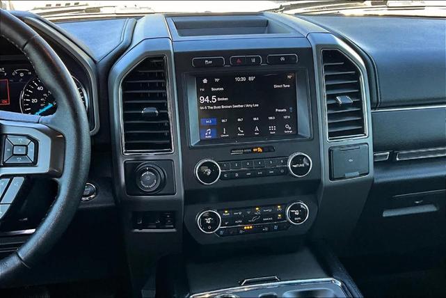 2019 ford expedition xlt