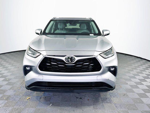 2021 toyota highlander xle