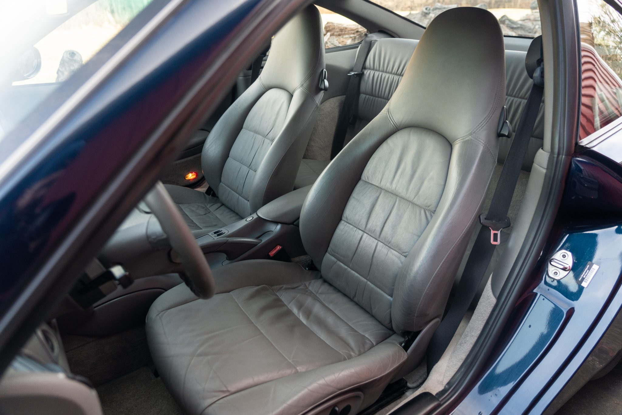 2000 porsche 911 carrera coupe 6-speed