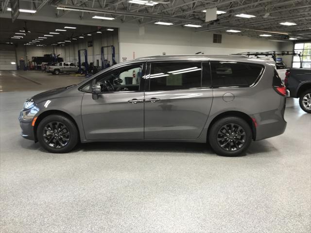 2021 chrysler pacifica touring l