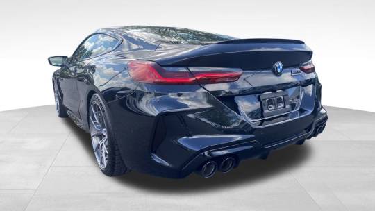 2022 BMW M8