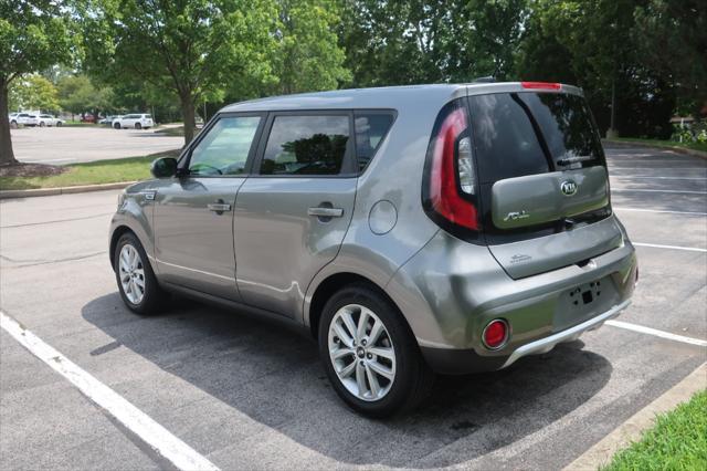 2017 kia soul +