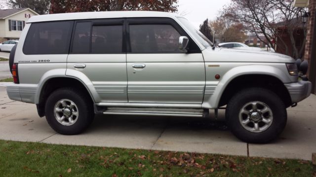 1993 mitsubishi pajero (jdm montero) rhd diesel suv!!