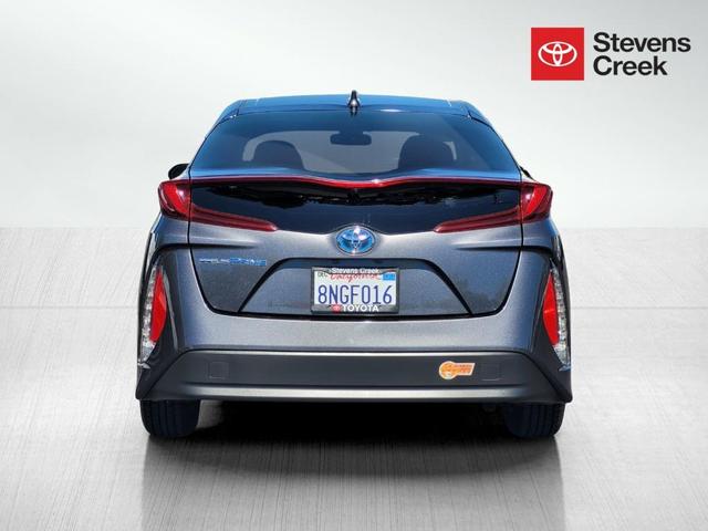 2020 toyota prius prime le