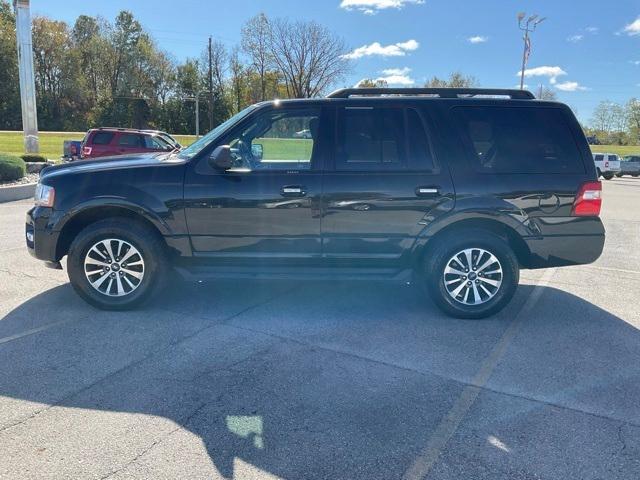 2017 ford expedition xlt