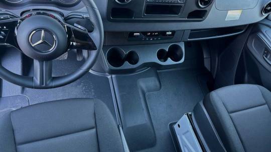 2025 Mercedes-Benz Sprinter
