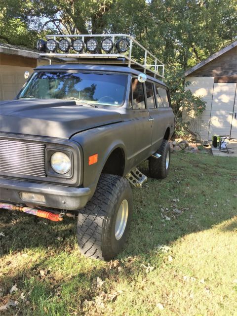 1972 chevrolet suburban 4x4
