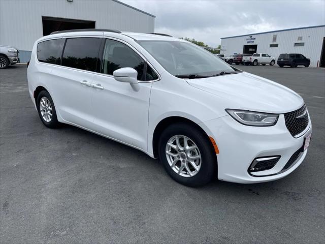 2022 chrysler pacifica touring l