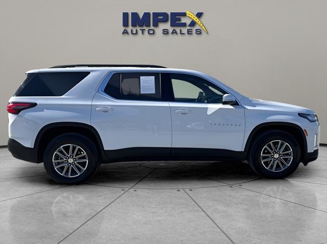 2023 chevrolet traverse lt cloth