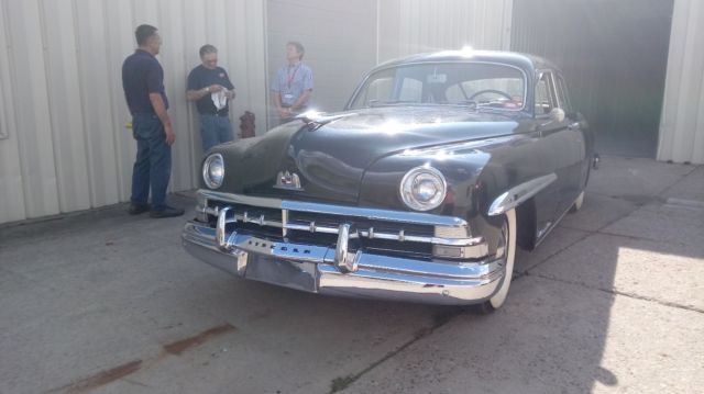 1950 lincoln cosmopolitan 4 door sedan, great paint and chrome trim