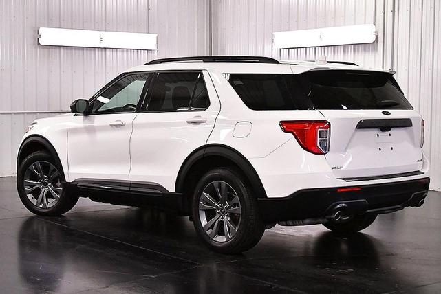 2021 ford explorer xlt